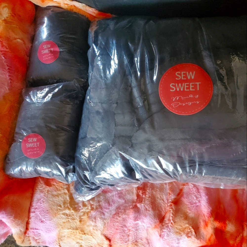 Set of Minky Vienna - blanket w/two matching pillowcases